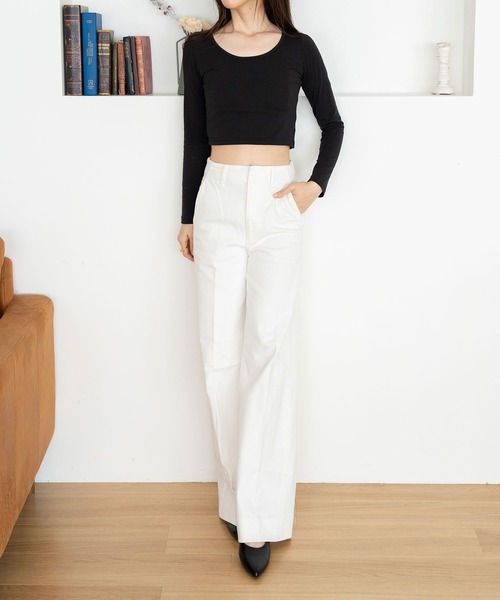 NinaetLina（ニナエリナ）の「クロップド丈長袖カットソー（Tシャツ/カットソー・レディース・ブラック/ホワイト・M/L/XL）」の7枚目の写真