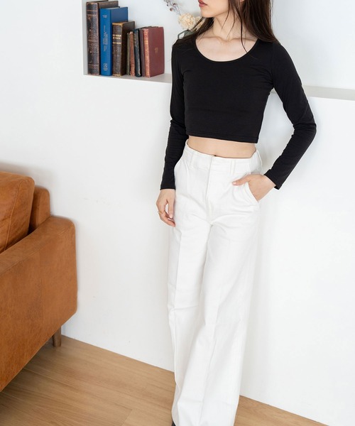 NinaetLina（ニナエリナ）の「クロップド丈長袖カットソー（Tシャツ/カットソー・レディース・ブラック/ホワイト・M/L/XL）」の8枚目の写真