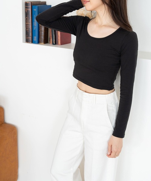 NinaetLina（ニナエリナ）の「クロップド丈長袖カットソー（Tシャツ/カットソー・レディース・ブラック/ホワイト・M/L/XL）」の6枚目の写真