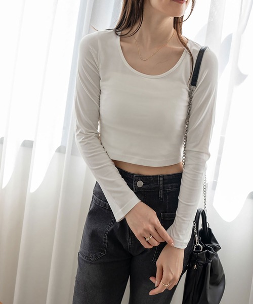 NinaetLina（ニナエリナ）の「クロップド丈長袖カットソー（Tシャツ/カットソー・レディース・ブラック/ホワイト・M/L/XL）」の5枚目の写真