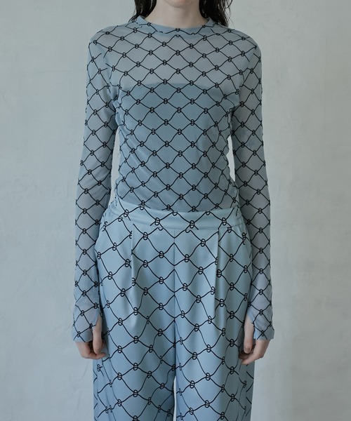 LE CIEL BLEU(ルシェルブルー)の「ジオメトリックプリントボディスーツ / Geometric Print Bodysuit(Tシャツ/カットソー・レディース・ライトブルー/ベージュ/ブラック・36/38)」の5枚目の写真