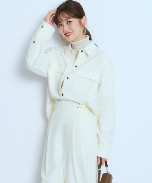 JUSGLITTY（ジャスグリッティー）の「クロップドウールライクシャツ