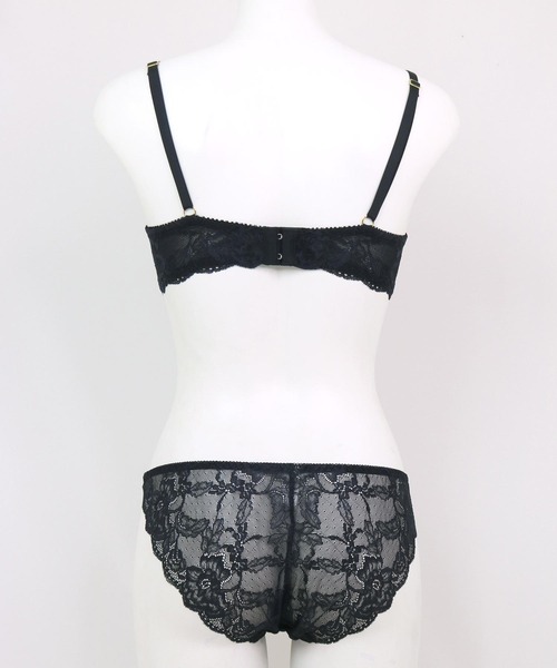 フランデランジェリー fran de lingerie 大胆なフラワー刺繍