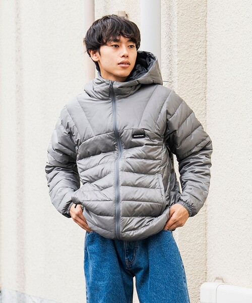 BEAMS HEART(ビームスハート)の「テック ダウン フーディー(ダウンジャケット/コート・メンズ・ブラック/グレー・LARGE/MEDIUM/SMALL)」の5枚目の写真