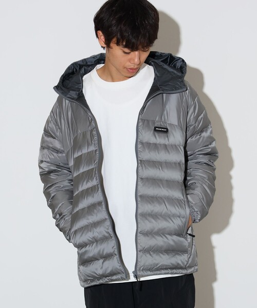 BEAMS HEART(ビームスハート)の「テック ダウン フーディー(ダウンジャケット/コート・メンズ・ブラック/グレー・LARGE/MEDIUM/SMALL)」の11枚目の写真