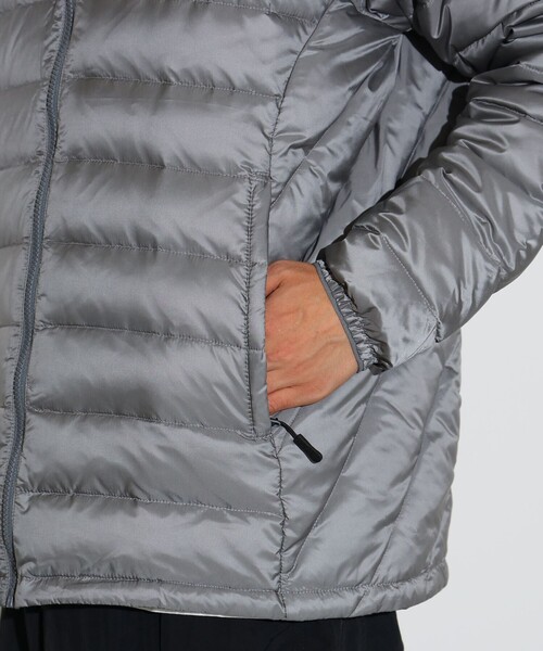 BEAMS HEART(ビームスハート)の「テック ダウン フーディー(ダウンジャケット/コート・メンズ・ブラック/グレー・LARGE/MEDIUM/SMALL)」の19枚目の写真