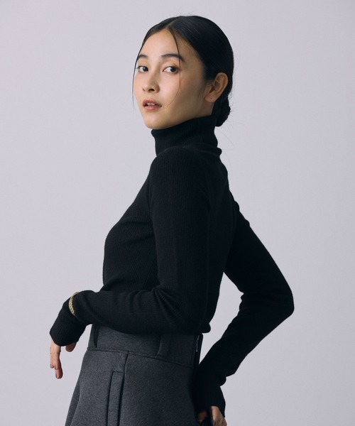 BABYLONE（バビロン）の「リブタートルニットプルオーバー（ニット/セーター・レディース・オフホワイト/グレー/ブラック・フリー）」の17枚目の写真