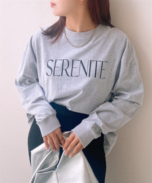 nissen(ニッセン)の「ゆったりシルエット長袖ロゴTシャツ(Tシャツ/カットソー・レディース・ブラック/モスグリーン系/ホワイト系/グレー/グレー系/モスグリーン/ホワイト/ブラック系・S/M/L/LL)」の2枚目の写真