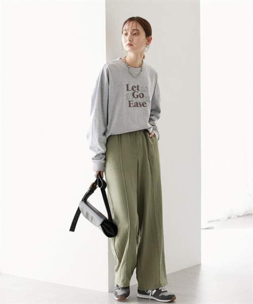 nissen(ニッセン)の「ゆったりシルエット長袖ロゴTシャツ(Tシャツ/カットソー・レディース・ブラック/モスグリーン系/ホワイト系/グレー/グレー系/モスグリーン/ホワイト/ブラック系・S/M/L/LL)」の14枚目の写真
