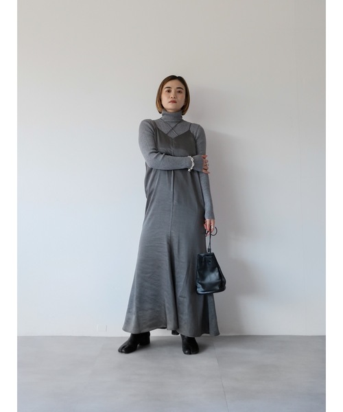 Katrin TOKYO（カトリーントーキョー）の「color rib turtle knit（ニット/セーター・レディース・ブルー/グレー/レッド/キャメル・XS/FREE）」の7枚目の写真