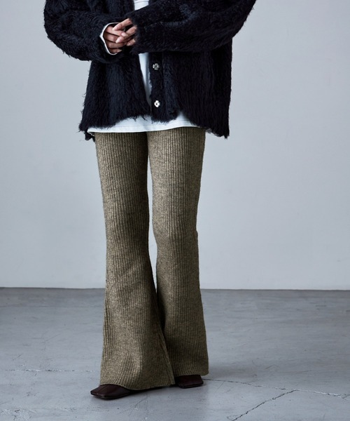 etoll.（エトル）の「アルパカタッチリブニットフレアパンツ（その他パンツ・レディース・モカ/グレー/ブラック・FREE）」の10枚目の写真