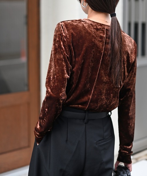 Marient（マリエント）の「ベロアTOPS（Tシャツ/カットソー・レディース・ブラック/ダークブラウン/ブラウン・FREE）」の17枚目の写真