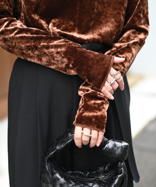 Marient（マリエント）の「ベロアTOPS（Tシャツ/カットソー・レディース・ブラック/ダークブラウン/ブラウン・FREE）」の18枚目の写真