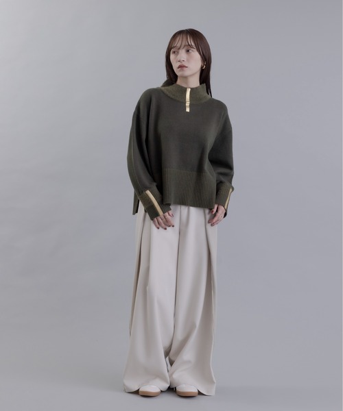 Eimee Law(エイミーロウ)の「箔プリントグラデ配色ニット(ニット/セーター・レディース・ダークカーキ/チャコールグレー/アイボリー・FREE)」の4枚目の写真
