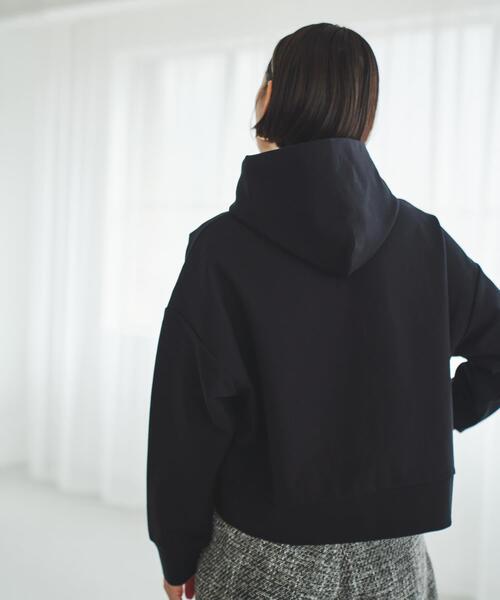 F by ROSSO(エフバイロッソ)の「F by ROSSO 『UR TECH』裏起毛ポンチプルパーカー(パーカー・レディース・モカ/ブラック・FREE)」の22枚目の写真