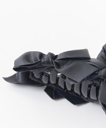 TRESSE レザーRUBAN リボンヘアクリップ Leather Ruban Clip in Black – TRESSE公式サイト