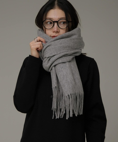 URBAN RESEARCH Sonny Label（アーバンリサーチサニーレーベル）の「大判ウールストール（ストール/ショール・レディース・チャコールグレー/ライトグレー/ブラック/ベージュ・ONE）」の7枚目の写真