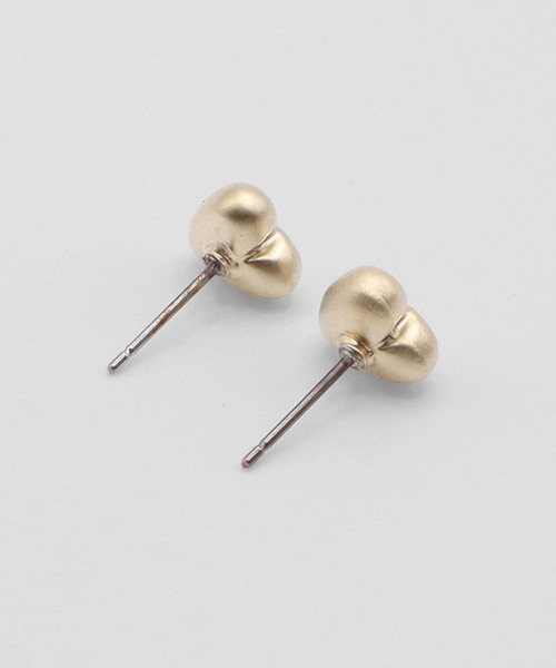 VATSURICA(バツリカ)の「〈LOINE〉マット メタル ハート ピアス(ピアス(両耳用)・レディース・ゴールド/シルバー・FREE)」の12枚目の写真