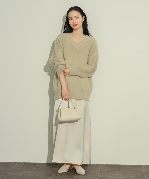 NEUNA（ヌナ）の「サテンバックシャンキャミワンピース