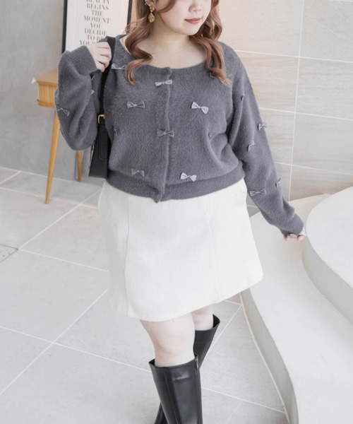 CLETTE(クレット)の「リボン使いシャギーニットカーディガン(カーディガン/ボレロ・レディース・ピンク/ブラック/ブルー・LL/3L/4L)」の7枚目の写真