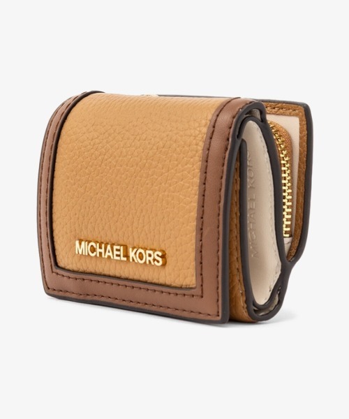 MICHAEL KORS(マイケルコース)の「JET SET TRAVEL トライフォールド ジップウォレット エクストラスモール(財布・レディース・ブラウン系その他・FREE)」の8枚目の写真