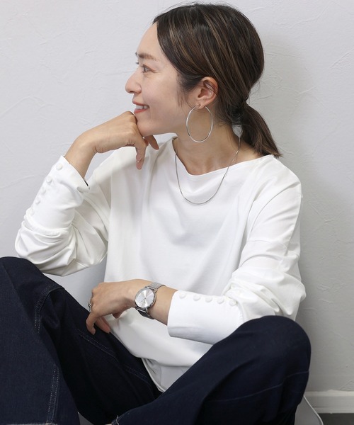 Aletta vita(アレッタビータ)の「シルケットコットン袖ボタンカットソー(Tシャツ/カットソー・レディース・オフホワイト/ブラック/レッド系その他・FREE)」の14枚目の写真