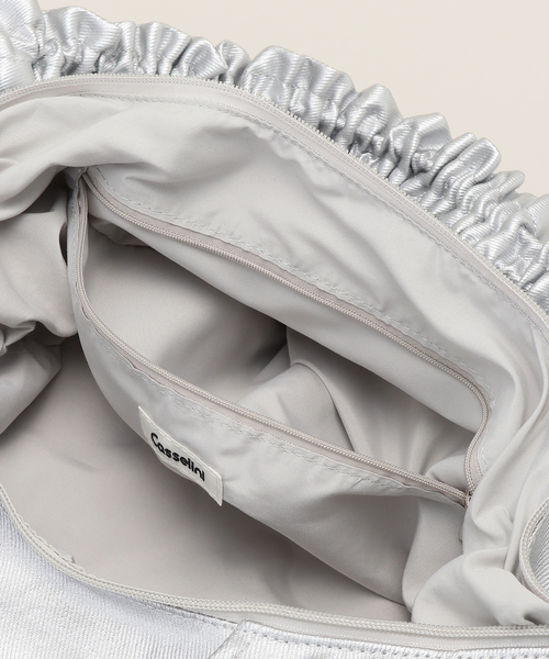 JOINT WORKS(ジョイントワークス)の「Casselini/キャセリーニ ボリュームフリルビッグショルダー(ショルダーバッグ・レディース・ブラック/カーキ/シルバー・FREE)」の7枚目の写真