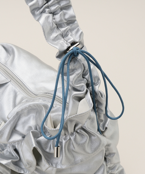 JOINT WORKS(ジョイントワークス)の「Casselini/キャセリーニ ボリュームフリルビッグショルダー(ショルダーバッグ・レディース・ブラック/カーキ/シルバー・FREE)」の8枚目の写真