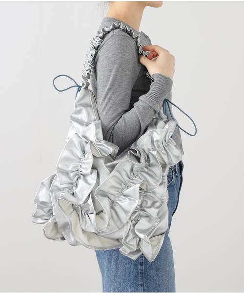 JOINT WORKS(ジョイントワークス)の「Casselini/キャセリーニ ボリュームフリルビッグショルダー(ショルダーバッグ・レディース・ブラック/カーキ/シルバー・FREE)」の16枚目の写真