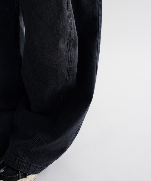 EPNK（イーピーエヌケー）の「【EPNK】Switch slab wide denim pants / スイッチスラブワイドデニムパンツ（デニムパンツ・メンズ・ブラック/グレー/ブルー/ブラック系その他・SMALL/LARGE/MEDIUM）」の5枚目の写真