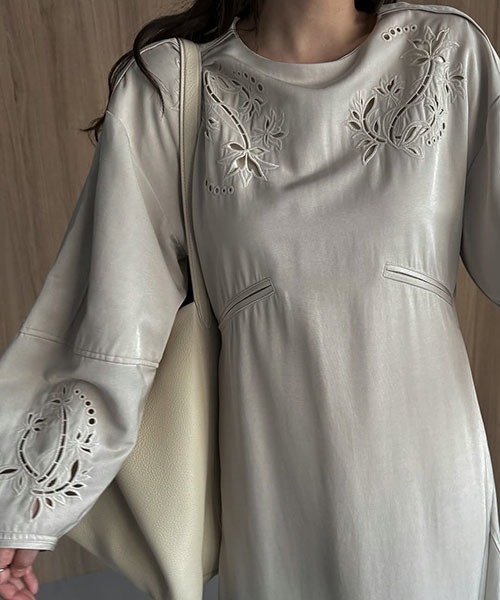 スーツ・フォーマル・ドレス hem tiered volume sleeve embroidery OP WILLFULLY official web store（ウィルフリーコウシキツウハン