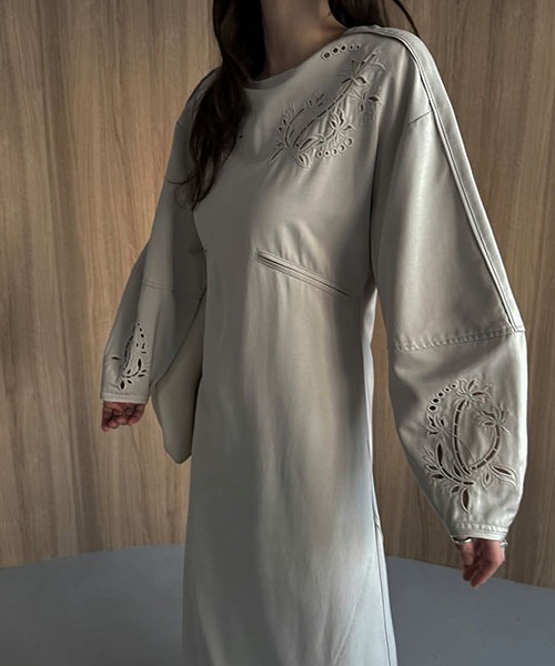 hollow out embroidery volume sleeve OP（ワンピース）｜WILLFULLY
