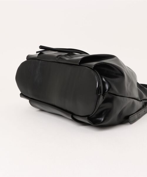 florist（フローリスト）の「【軽量・2WAY】レザータッチロングプルワンショルダーバッグ（ショルダーバッグ・レディース・モカ/ブラック・FREE）」の13枚目の写真