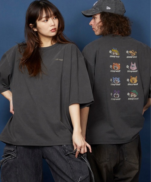 unrelaxing（アンリラクシング）の「ヴィンテージライク 古着風 綿100％ピグメント加工TプリントTシャツ（Tシャツ/カットソー・メンズ・ブラック系その他4/ベージュ系その他5/ブラック/ダークブラウン系・LARGE/SMALL/MEDIUM/X-LARGE）」の2枚目の写真