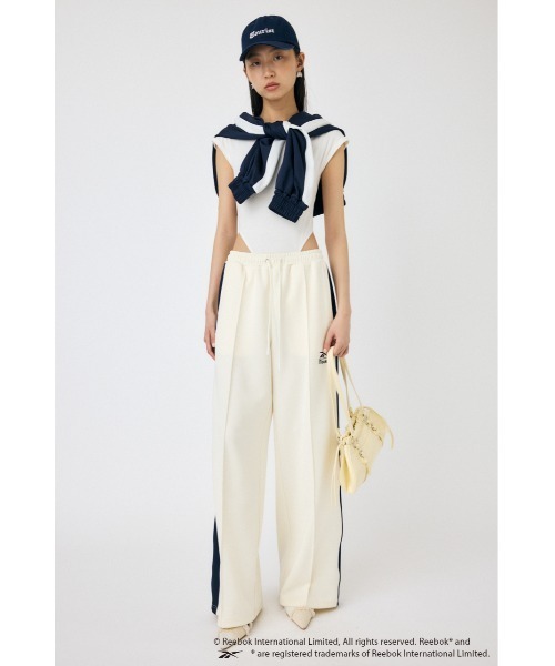 MOUSSY（マウジー）の「REEBOK TRACK パンツ（スウェットパンツ・レディース・ネイビー/オフホワイト/ダークグリーン・1/2）」の8枚目の写真