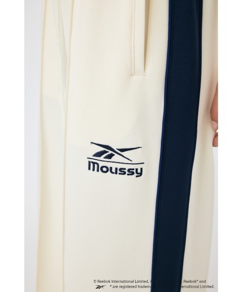 MOUSSY（マウジー）の「REEBOK TRACK パンツ（スウェットパンツ・レディース・ネイビー/オフホワイト/ダークグリーン・1/2）」の18枚目の写真