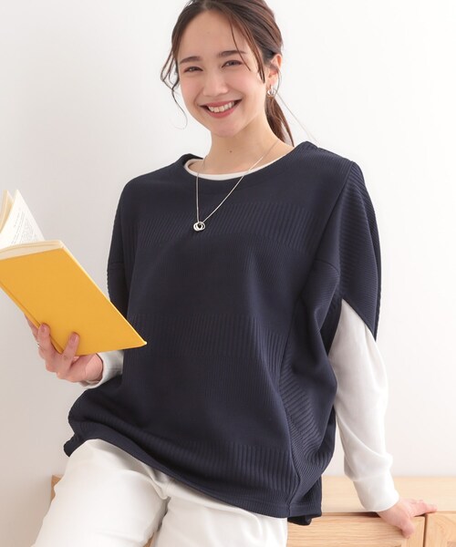 SHOO・LA・RUE(シューラルー)の「【2点セット/体型カバー】ロングシーズン楽しめる モモンガトップス&ロンT(その他トップス・レディース・ライトグレー/イエロー系その他/ネイビー・02/03)」の2枚目の写真