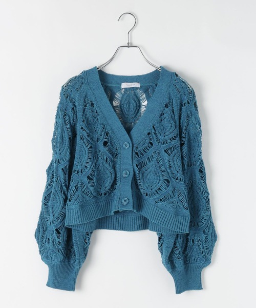 PAGEBOY（ページボーイ）の「スカシリーフニットボレロ 【一部カラーWEB限定】（カーディガン/ボレロ・レディース・オフホワイト/ブルー/ブラック/ダークネイビー/ピンク系その他/グレイッシュベージュ/ターコイズブルー/ブラウン/プラム/マスタード・FREE）」の5枚目の写真