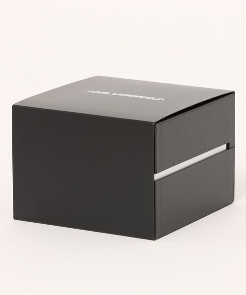 KARL LAGERFELD（カールラガーフェルド）の「「KARL LAGERFELD/カール・ラガーフェルド」スクエア クラシック - キルティング ブラック レザー（アナログ腕時計・レディース・ブラック×ブラック/ブラック×ホワイト/ブラック×シルバー・FREE）」の5枚目の写真