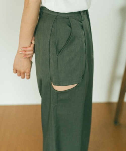 VANNIE U(ヴァニーユー)の「サイドカットアウトスラックスパンツ/SMLサイズ展開(スラックス・レディース・ベージュ/グレー/ピンク・L/M/S)」の8枚目の写真