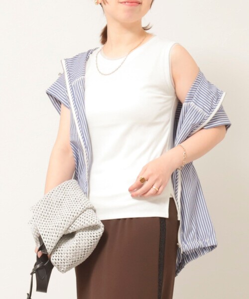 MICO COULIER（ミコクリエ）の「ラメテレコタンクトップ（Tシャツ/カットソー・レディース・オフホワイト/ブラック/ライトグレー・38）」の2枚目の写真