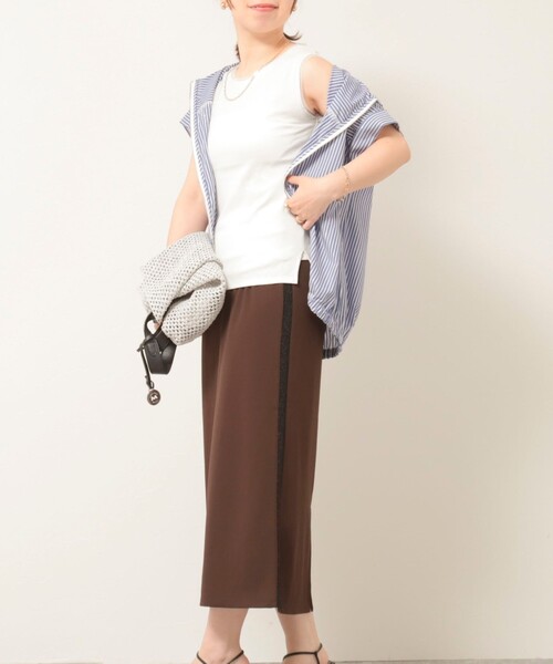 MICO COULIER（ミコクリエ）の「ラメテレコタンクトップ（Tシャツ/カットソー・レディース・オフホワイト/ブラック/ライトグレー・38）」の4枚目の写真