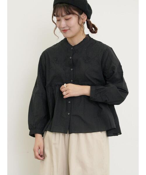 Samansa Mos2（サマンサ モスモス）の「3D刺繍切替ギャザーブラウス（シャツ/ブラウス・レディース・キナリ/グリーン/オフホワイト/ブラック・F）」の20枚目の写真