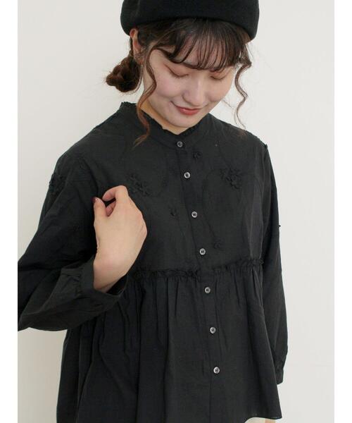 Samansa Mos2（サマンサ モスモス）の「3D刺繍切替ギャザーブラウス（シャツ/ブラウス・レディース・キナリ/グリーン/オフホワイト/ブラック・F）」の22枚目の写真