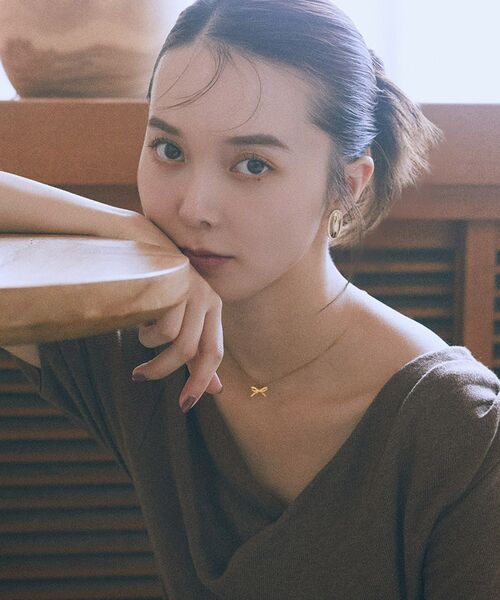 earth music&ecology（アースミュージックアンドエコロジー）の「【ステンレス】リボンモチーフネックレス（ネックレス・レディース・ゴールド/シルバー・FREE）」の7枚目の写真