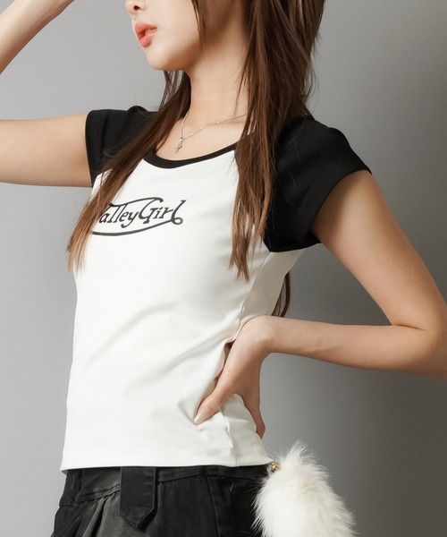 SPINNS(スピンズ)の「平成ギャルTシャツ/ラグラン/ノースリーブ/ロゴ(Tシャツ/カットソー・レディース・ホワイト×ブラック/ブラック×ピンク/ネイビー系/レッド系その他・ONESIZE)」の11枚目の写真