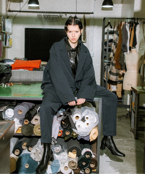 RYU(リュー)の「gabardine 2B jacket(テーラードジャケット・メンズ・ダークグレー/ダークネイビー・1/2/4)」の4枚目の写真