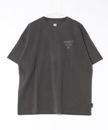 DC SHOES（ディーシーシューズ）の「25 SKATE SKULL SS/DCバックプリント半袖Tシャツ（Tシャツ/カットソー）」