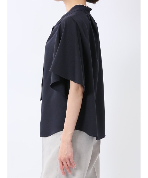 m.f.editorial（エムエフエディトリアル）の「【ストレッチ】m.f.エディトリアルレディース 配色ボウタイ 半袖比翼ブラウス（シャツ/ブラウス・レディース・ベージュ/ネイビー/ホワイト・MEDIUM/LARGE）」の19枚目の写真