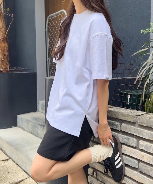KOBE LETTUCE(コウベレタス)の「ヘビーウェイトユニセックスコットンバスクTシャツ(Tシャツ/カットソー・レディース・グレイッシュベージュ/ブラック/オフホワイト/アッシュグレー/ブルー系・L/M/XL)」の7枚目の写真